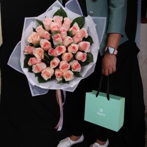 Roses Pink Bouquet with Patchi