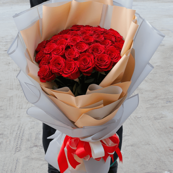 50 STEMS RED ROSES