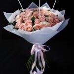 hand_bouquet_with_breast_cancer_balloons_2_