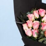 pink-roses-in-black-wrapping-25-02