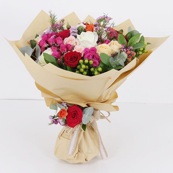 Mix flower bouquet online delivery oman