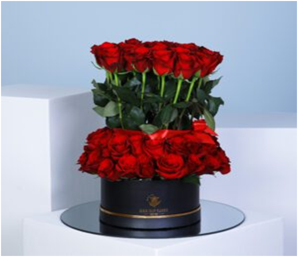 long stem red roses in box