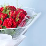 20-red-roses-thalaspi-valentines-bouquet_03