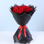 50-red-roses-luxury-bouquet_02