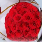 flames-of-romance-roses-ferrero-chocolate_04