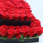 heart-shaped-red-roses-box_03