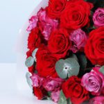 royal-dusk-roses-with-ferrero-chocolate_03
