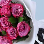 mystic-love-purple-roses-and-ruscus_04