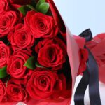 red-velvet-crush-roses-ruscus-greenery_03